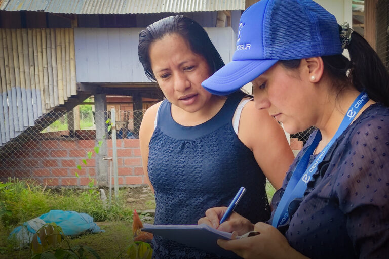 Centrosur socializa proyectos eléctricos en Tiwintza y Santiago de Méndez