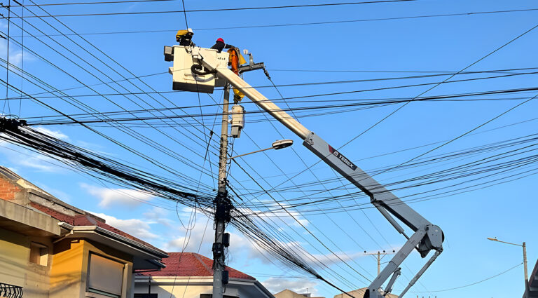 Centrosur repotenciará el servicio en las parroquias  Sucre y Bellavista