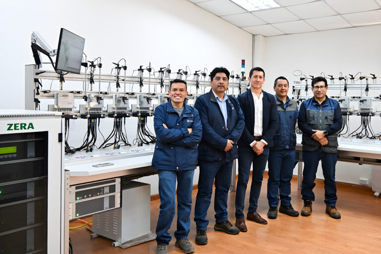 Centrosur fortalece su laboratorio de medidores con tecnología de alta precisión